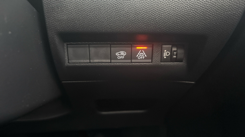 Peugeot 208 1.2 PureTech 100 Allure Premium 5dr Petrol Hatchback